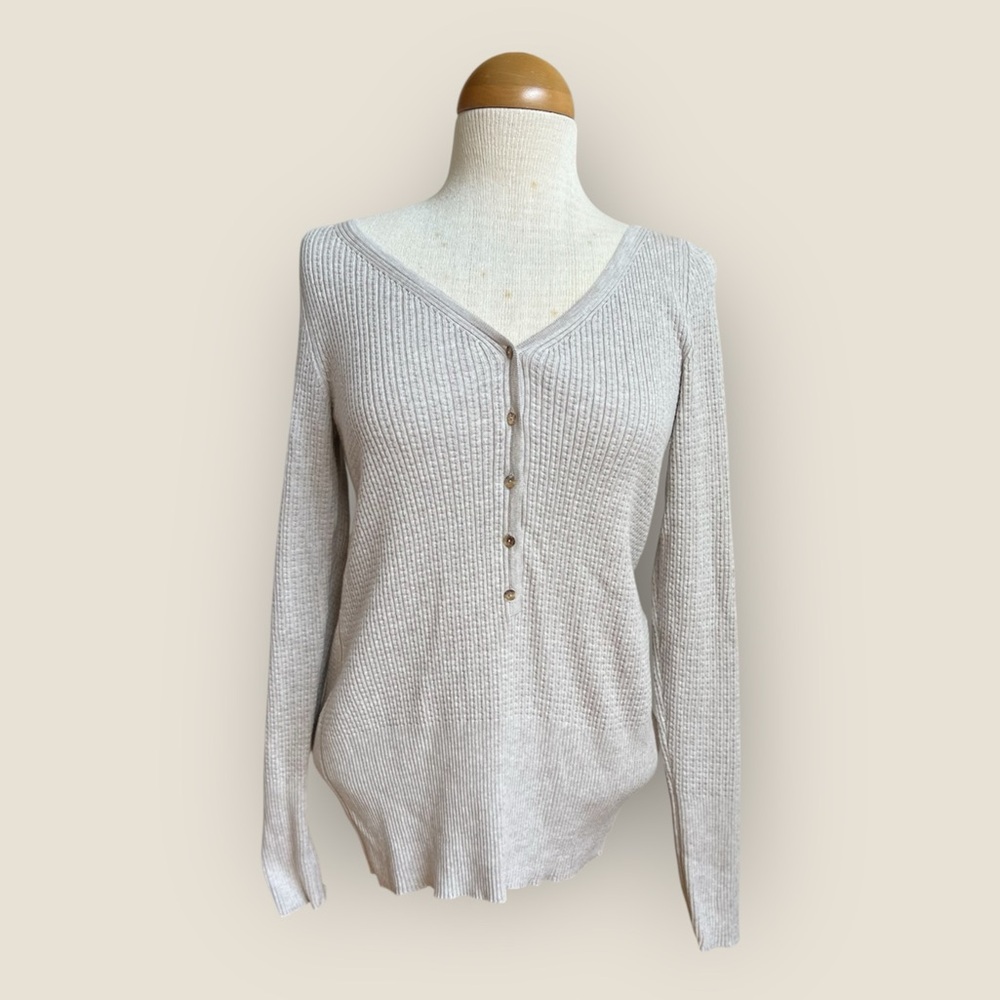 PERUVIAN CONNECTION Peru Elegant Gris V-Neck Henley